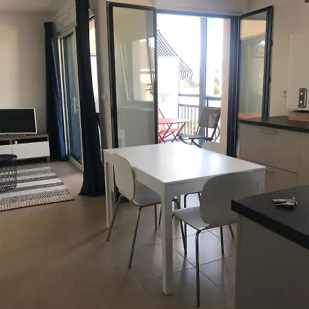 Neuf Et Haut De Gamme Au Coeur Du Pouliguen Boutiques Port Et Plage A Pied Apartment *