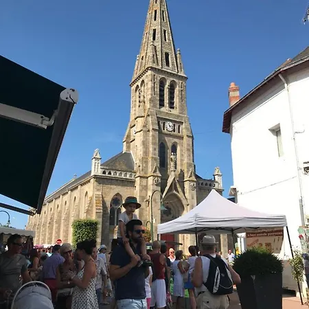 Neuf Et Haut De Gamme Au Coeur Du Pouliguen Boutiques Port Et Plage A Pied Apartment