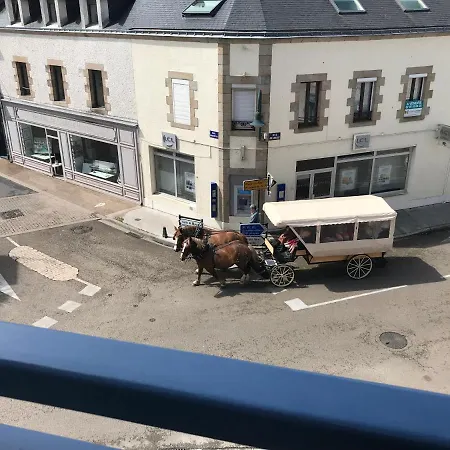 Neuf Et Haut De Gamme Au Coeur Du Pouliguen Boutiques Port Et Plage A Pied