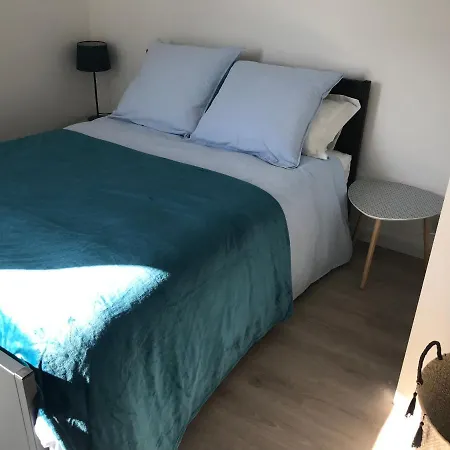 Neuf Et Haut De Gamme Au Coeur Du Pouliguen Boutiques Port Et Plage A Pied Le Pouliguen